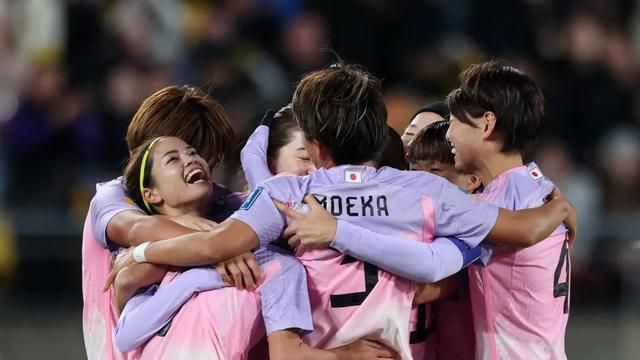 26日，该片监制杨真鉴携演员释延能、刘承俊、雅玫现身武汉影院，在金鸡百花电影节期间为该片继续造势宣传。