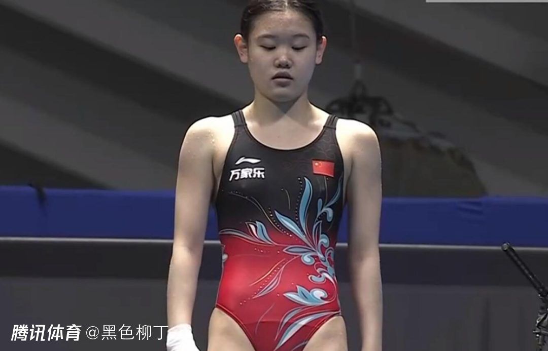 影片片名聚焦“神诞”，将讲述林默如何从凡人少女成长为海神的起源故事。