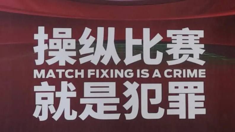 这首《湾》也将在深圳举办的“湾区升明月”2021大湾区中秋电影音乐晚会上，作为主题曲首次唱响。