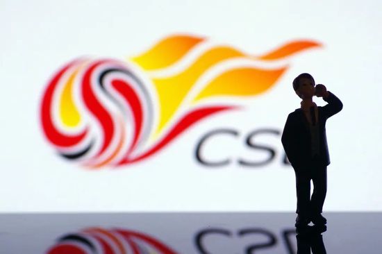 然而，铁血战士的魅力远不止于外在设计。