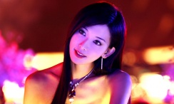 《误杀》单日票房1222万，环比下跌18%，蝉联日冠军，截至发稿时累计综合票房已突破12亿。