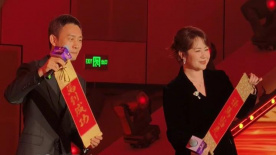《怒火·重案》稳居榜首，日票房1435万，累计票房截至发稿时达9.97亿，即将冲击10亿。